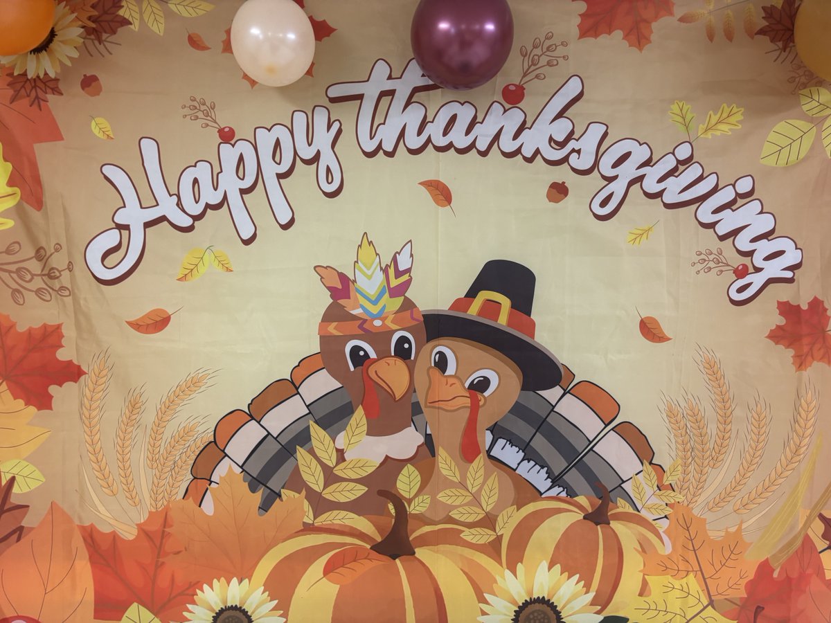 NextStepHC's tweet image. Norwood Healthcare's Friendsgiving was enjoyed by all! 🍽️  #friendsgiving #thankful