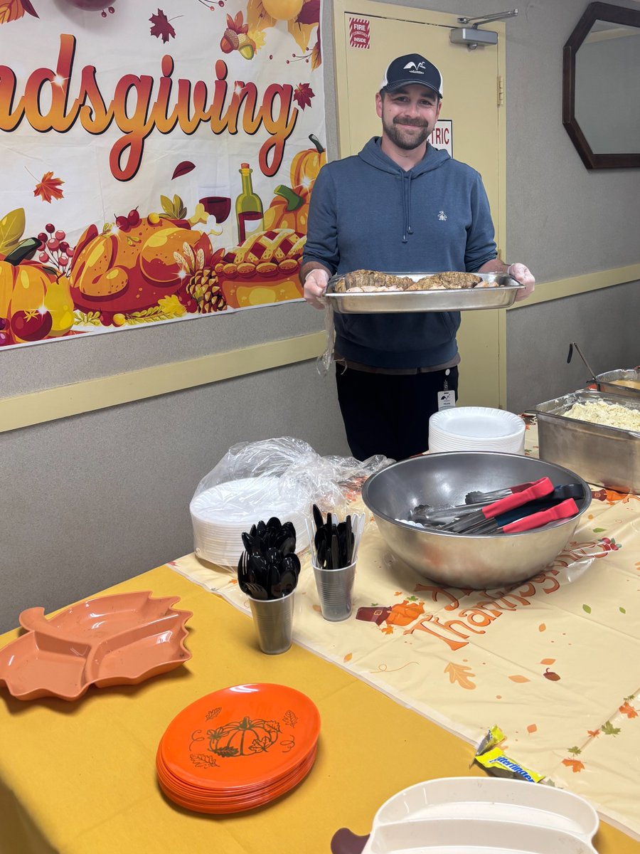 NextStepHC's tweet image. Norwood Healthcare's Friendsgiving was enjoyed by all! 🍽️  #friendsgiving #thankful