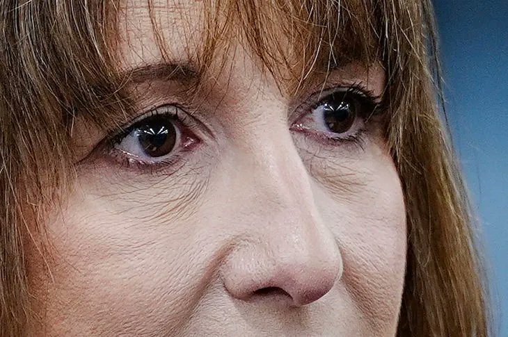 Peter Lloyd tweet media