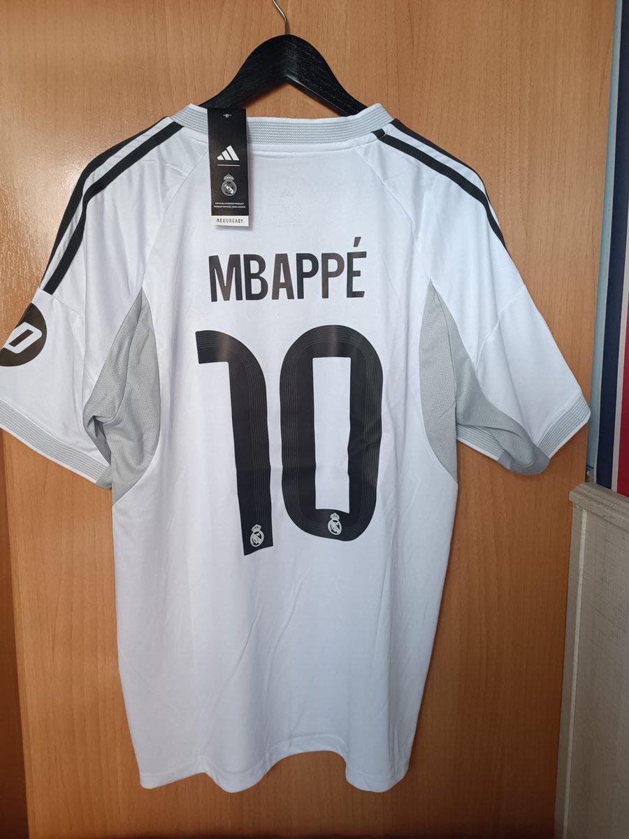 BanquilloConClase tweet media