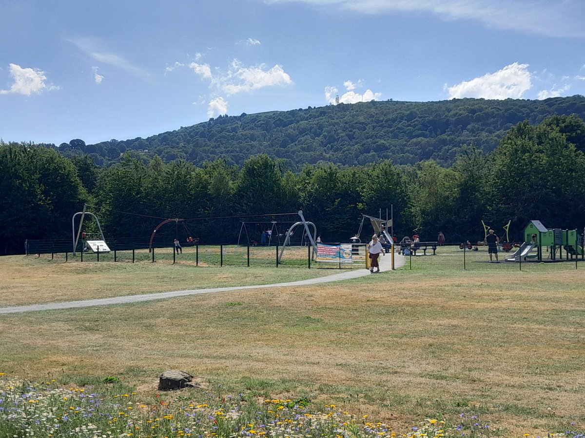 gwella_wales's tweet image. Gwella celebrates 300th play area improvement scheme after 15 years of match-funding 🛝 #Community #PublicSpaces #Playgrounds #ChildrensWellbeing #Flintshire 
leaderlive.co.uk/news/25648105.…