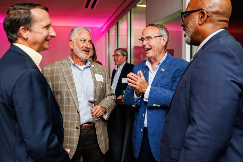 MayorKenWelch's tweet image. spARK Labs (formerly the ARK Innovation Center) is the perfect embodiment of @StPeteFL being a place where people can discover, connect and grow. I joined the community in hearing from @ARKInvest founder @CathieDWood about the future of innovation and in St. Pete. #WeAreStPete