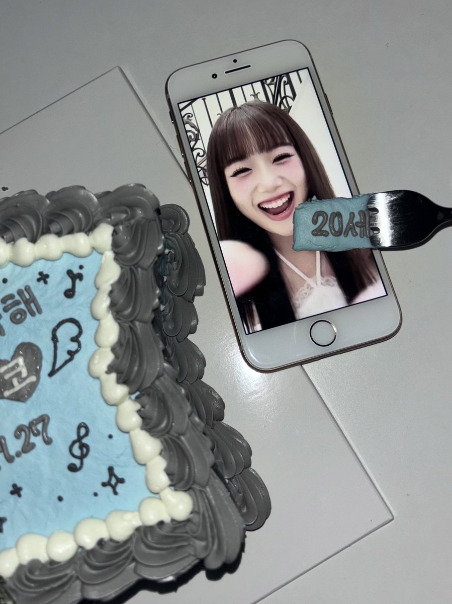 keikoshimizu27's tweet photo. #HAPPYKEIKODAY2025
#輝けハタチのKEIKOの未来 https://t.co/PWGyqrMxXc