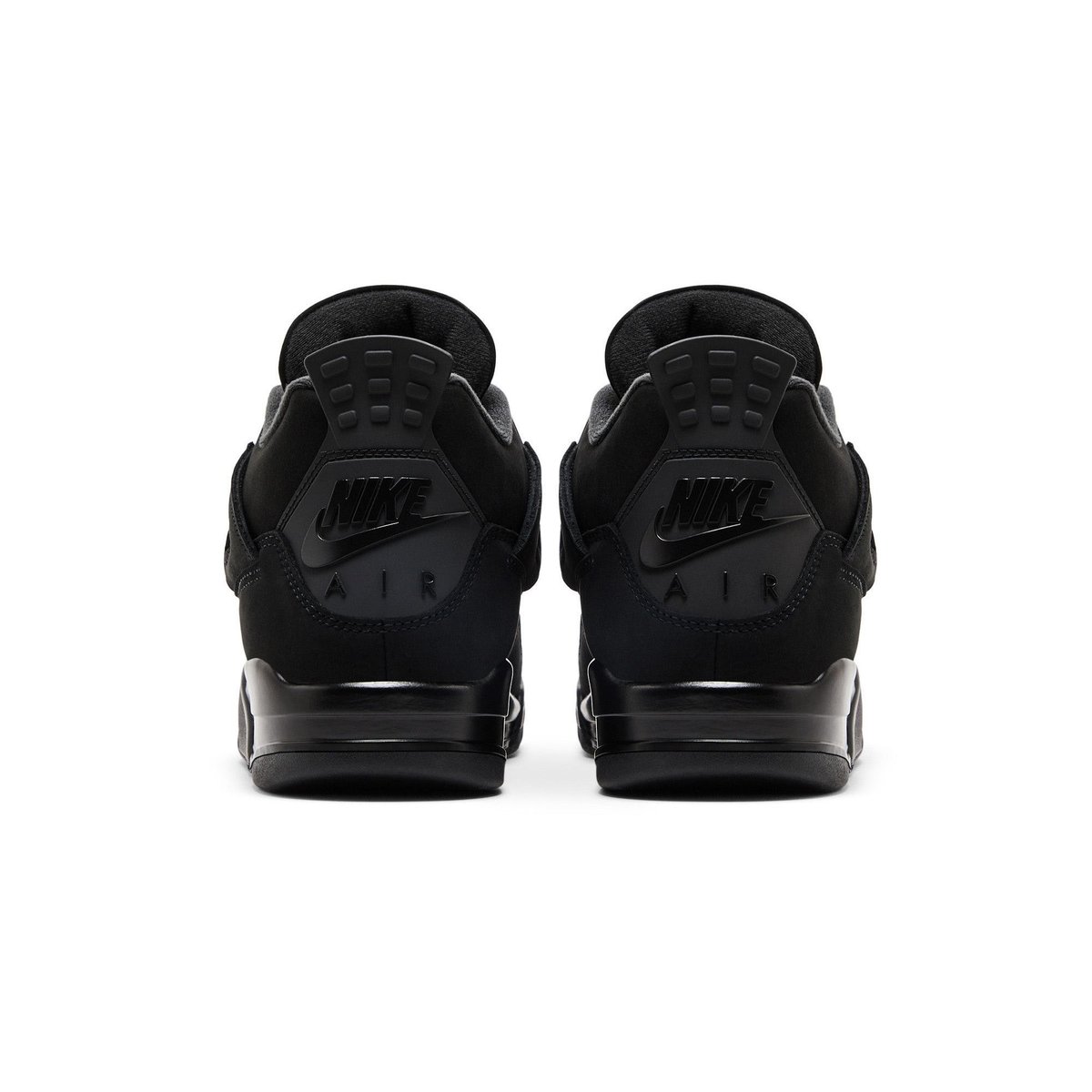 Ovrnundr's tweet photo. Nike Air Jordan 4 “Black Cat” 🐈‍⬛ 

• $225 
• Family sizing 
• November 28th

- STOCK = 129,000 pairs https://t.co/WImaRQit8r