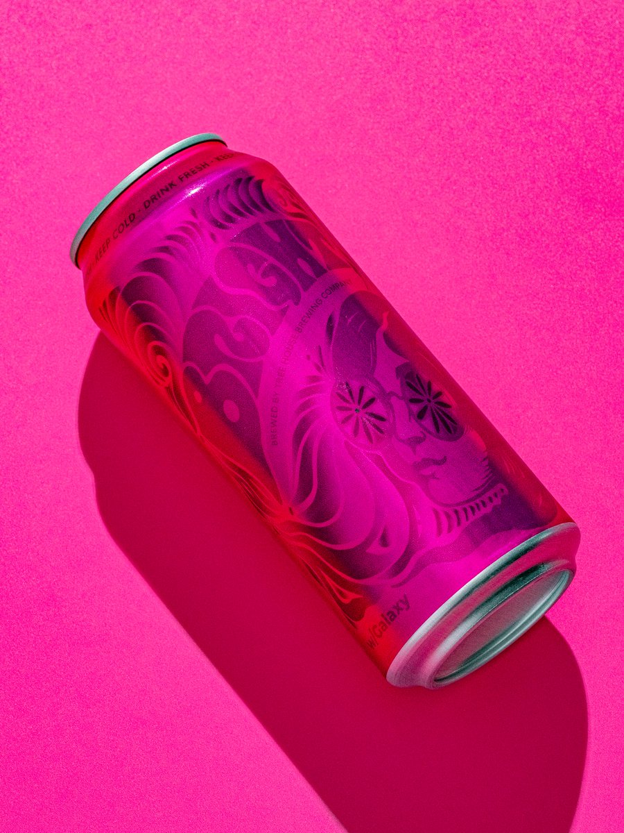TreeHouseBrewCo's tweet image. Bright Galaxy has the grooviest pineapple notes around.

It&apos;s been in our constellation of beers for a long time, and it&apos;s nice to see it back in time for the holidays, looking as fresh as ever. 

🩷🩷🩷🩷🩷