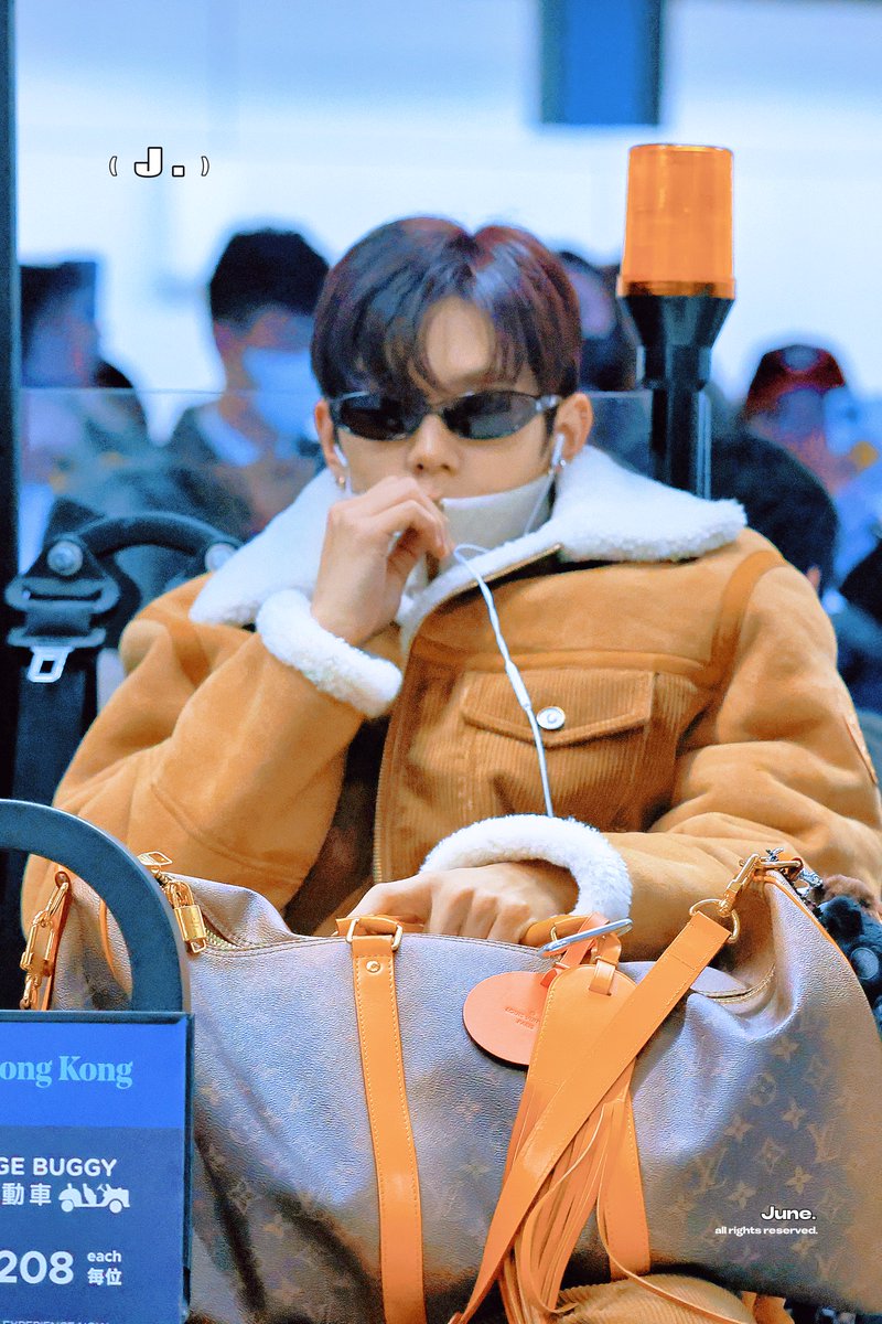 RIIZE shotaro ショウタロウ バッグ 中国限定 251126 HKG #SHOTARO #쇼타로 #将太郎 #ショウタロウ #RIIZE #라이즈