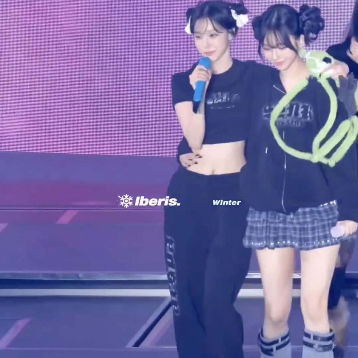 ojjing_eo's tweet image. ❓there’s an alien invading my space