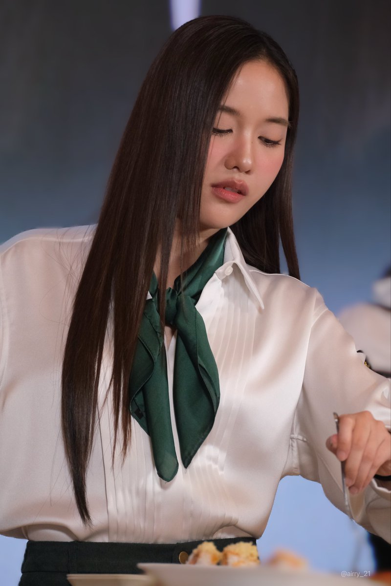 JISOOFOREVER7's tweet image. หล่อเกินไป🫠

FREENBECKY LOVE GRABFOOD
#GrabFoodMegaSalexฟรีนเบคกี้ 
#srchafreen