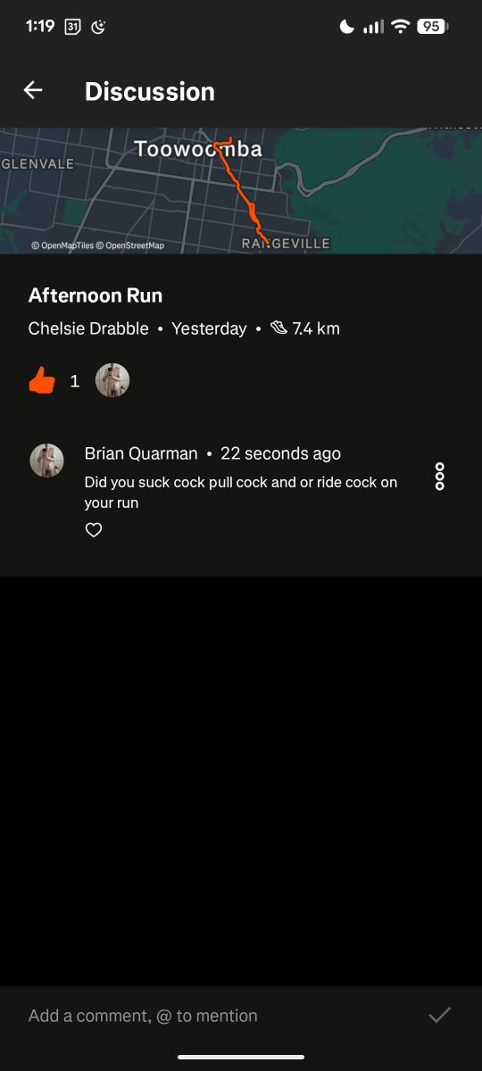 brianquarman's tweet photo. Said this but don't know if she saw comment or too ENGAGED to her running https://t.co/m5duzwK8ra