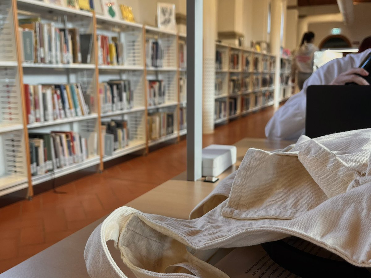 acquadiary's tweet image. florence study log : [ 26 / 11 / 25 ] 🎧