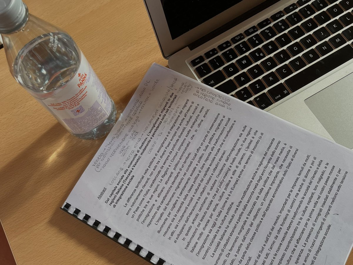 acquadiary's tweet image. florence study log : [ 26 / 11 / 25 ] 🎧