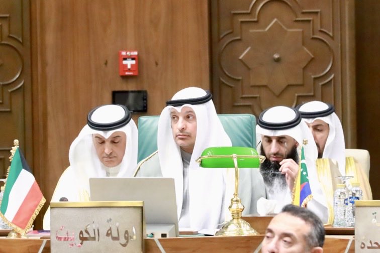 مجلس وزراء الإعلام العرب يزكي دولة الكويت لرئاسة المكتب التنفيذي للعامين المقبلين 

- وزير الإعلام والثقافة ووزير الدولة لشؤون الشباب عبدالرحمن المطيري: التزكية تعكس تأكيدًا على ما تمثله الكويت من نموذج إعلامي رائد
#الكويت