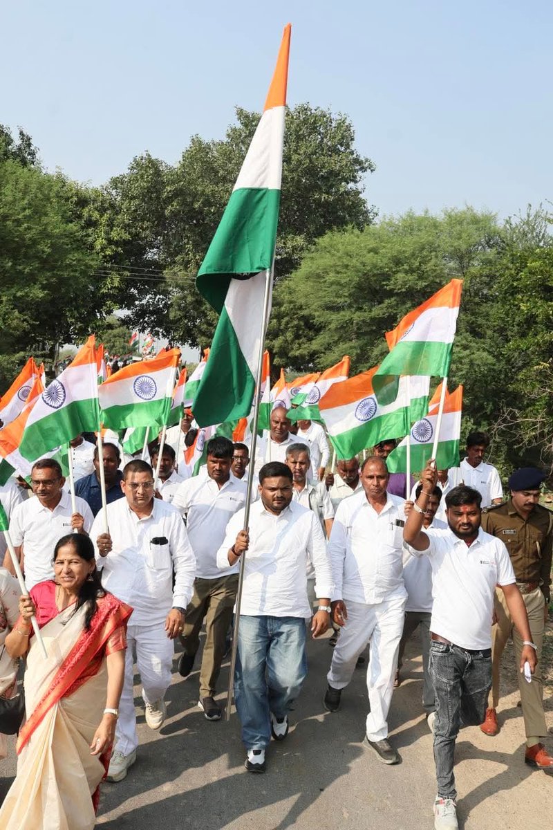 MandalMamlatdar's tweet photo. #sardar@150 https://t.co/MPC4RpXUMy