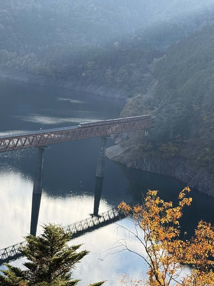 4f48kpMjSS8hjPt's tweet image. 25/11/26  林部智史の＂あいたいラジオ&quot;
ふつおた❶10thanniversary東京・大阪・山形3都市開催特に大阪は日帰りできるので👍…『追伸』❷来年のカレンダーにはゆきちゃん再登場+林部さんのオフ・ショット+林部さん渾身の表紙…『遥か』〜回顧…言霊を実感されたlistnerさんの報告…『時が過ぎるまで』