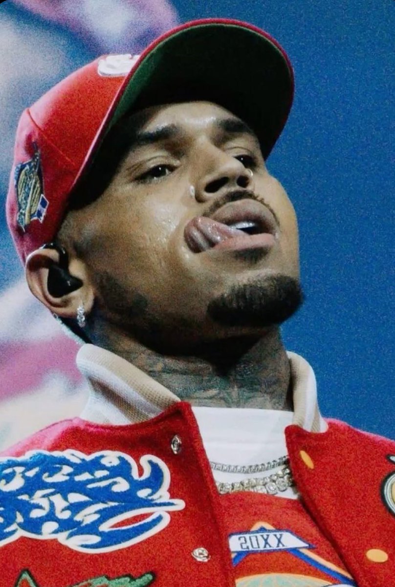 kenna🖤 (@lilskieswrld) on Twitter photo 