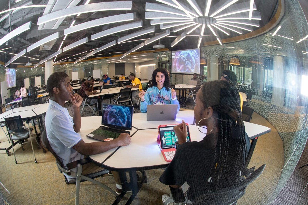 CCOS_CTSA's tweet image. Big news in research workforce development: @VCU’s minor in Research Ecosystems was recognized nationally for its forward-thinking solution to staffing shortages in research admin. Hats off to the Wright Center team! #WorkforceDevelopment #CTSAProgram

ow.ly/WAkT50XxIAs