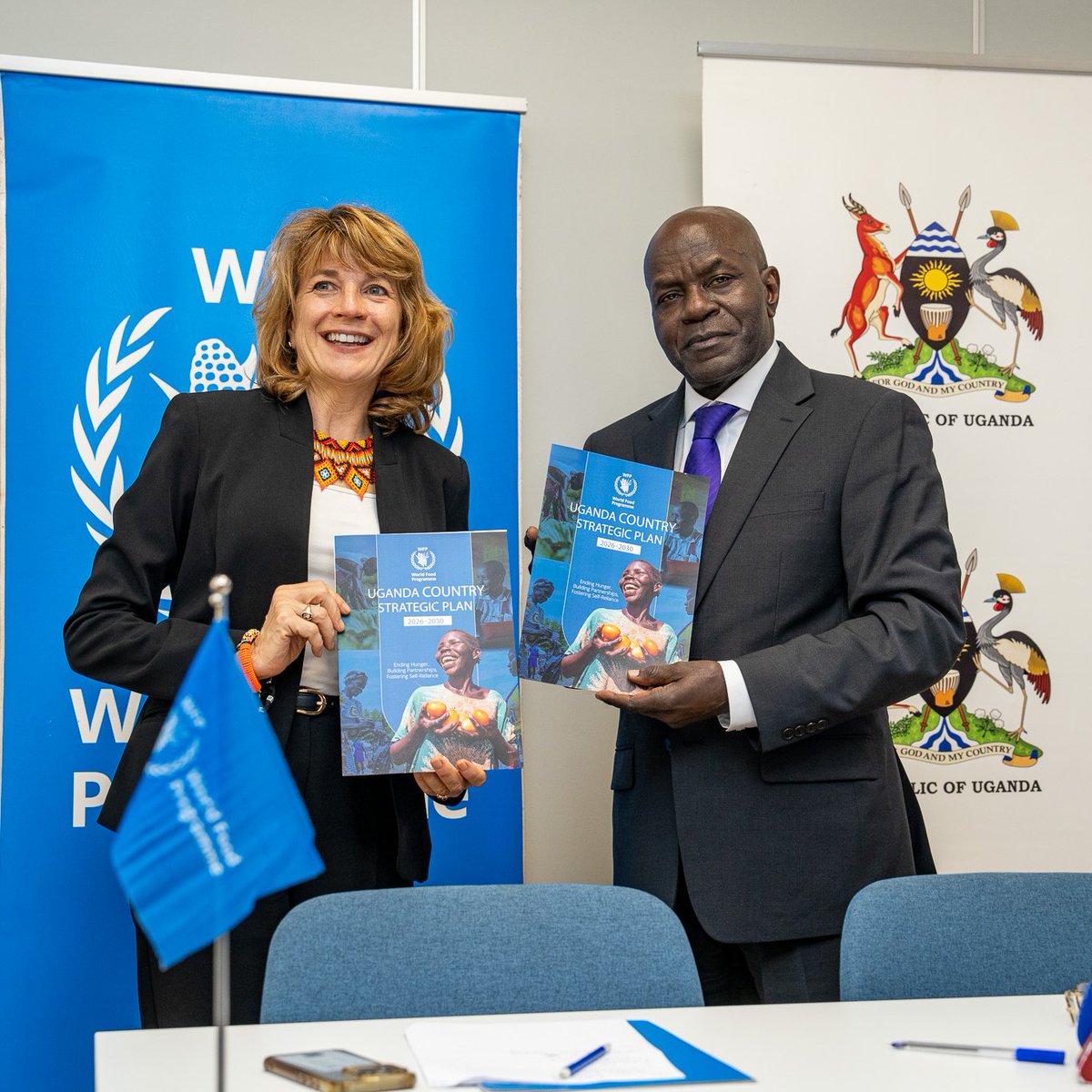 WFP_Uganda's tweet image. WFP&apos;s approved Country Strategic Plan 2026-2030 for #Uganda was presented at a media briefing today.
This transformative 5-year partnership will support 2.6 million people, shifting from emergency aid to sustainable solutions.

Three transformative pathways:
🔹 Life-saving…