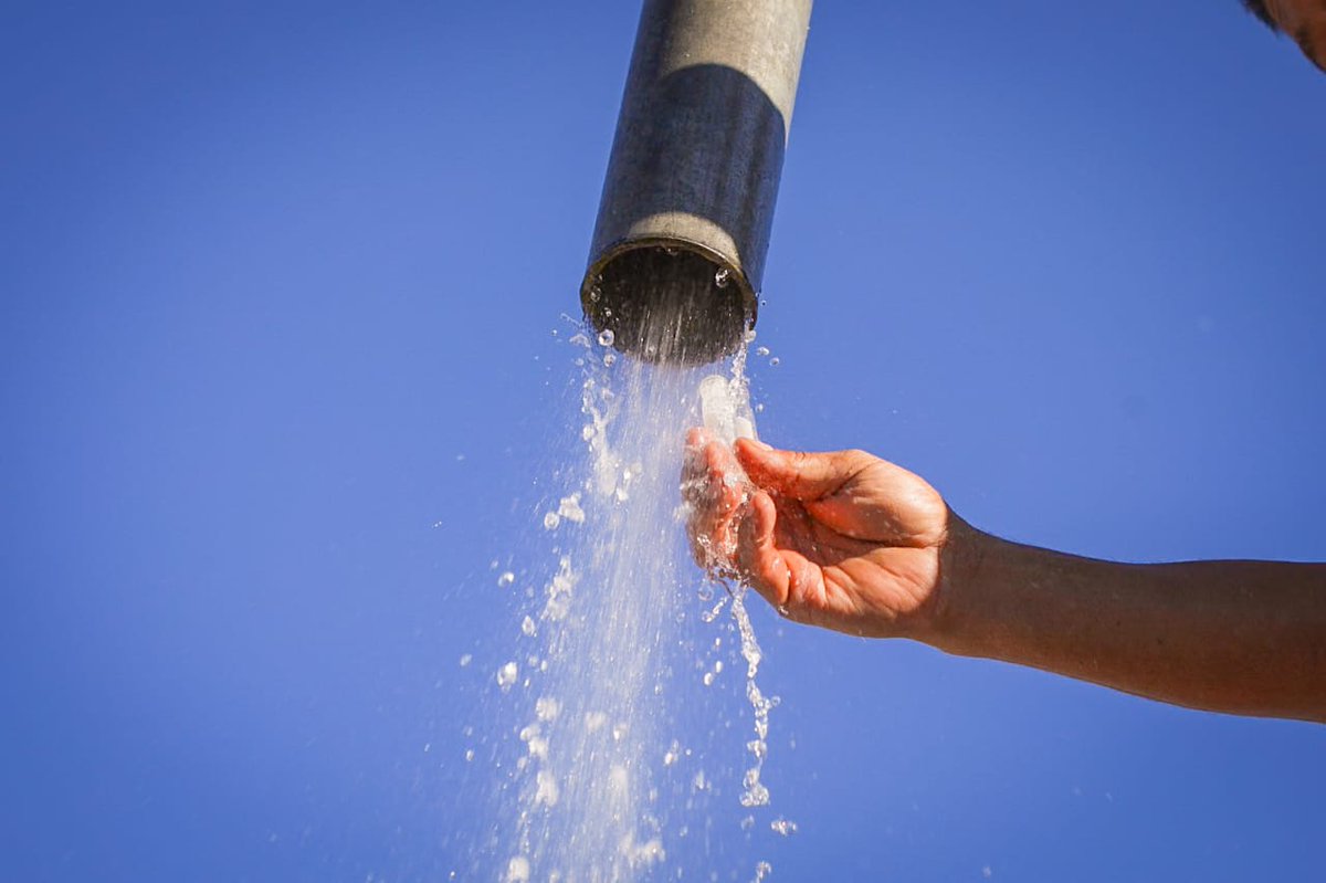 ANDASV's tweet image. Mientras el servicio se recupera por completo tras las intervenciones en el Sistema Torogoz, hemos puesto en marcha un plan de contingencia para asegurar el suministro de agua potable mediante pipas en todos los sectores que lo requieran.