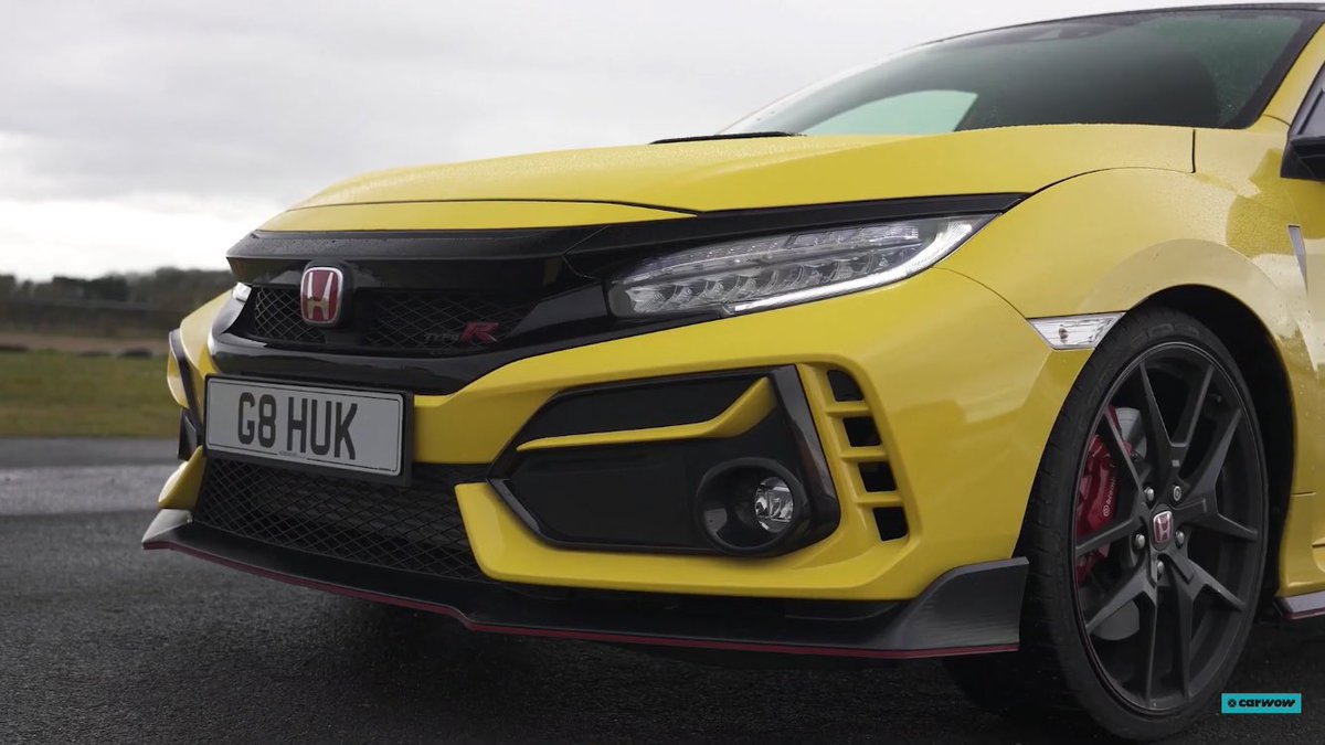 natumikann1103's tweet image. 黄色のFK8でやれって事かな？
carwowのドラックレースかね
#forzahorizon5