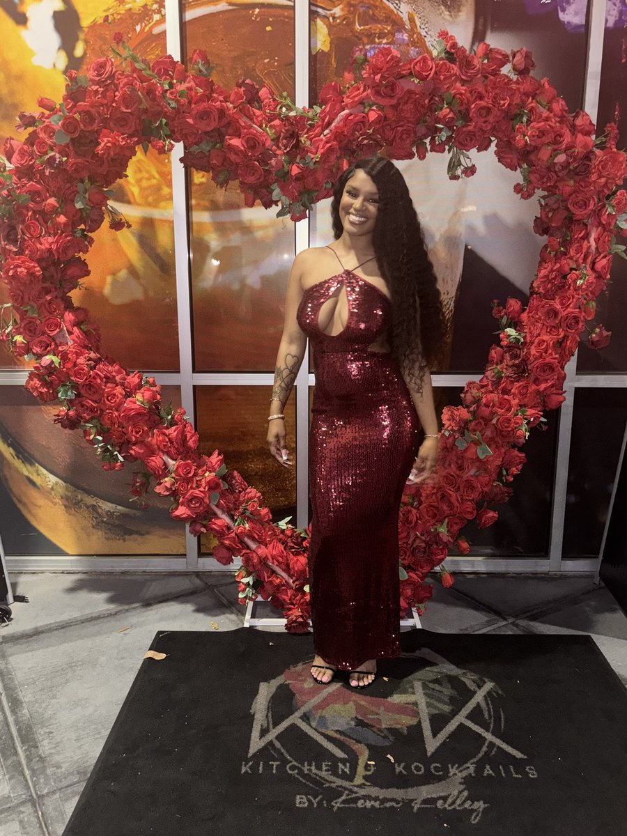 thaBIGGEST . tweet media