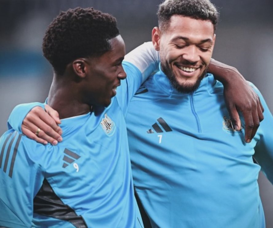 NUFCblogcouk's tweet image. A memorable few days for Sam Alabi ⚫️⚪️

✨ 16-year-old midfielder is a serious talent and his inclusion last night spoke volumes.

To go from U16s two years ago (aged 14) to impressing in first team training at #NUFC is some going.

🏴󠁧󠁢󠁥󠁮󠁧󠁿  Captains England U17s, too.

#UCL #ENG