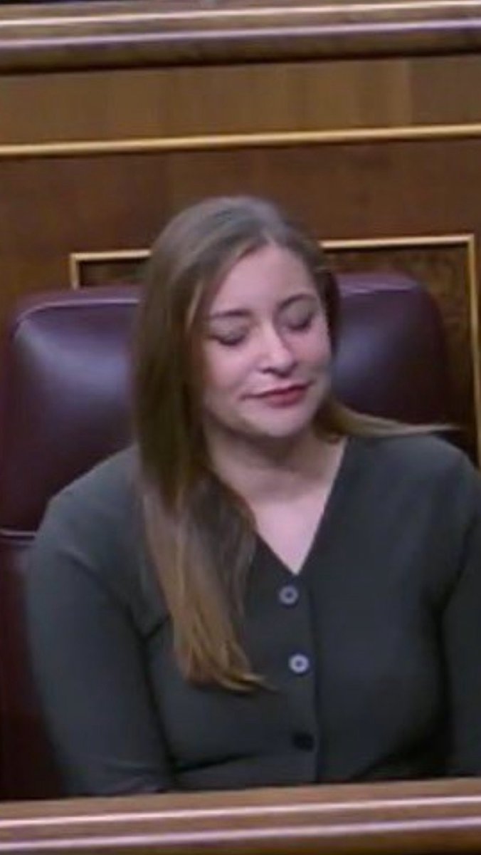 lcaldea's tweet image. Anatomía de un desastre. Vergüenza ajena sobre lienzo.