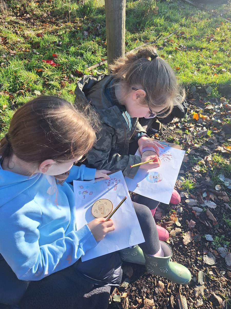 Mrs. Duff - Forest School. tweet media