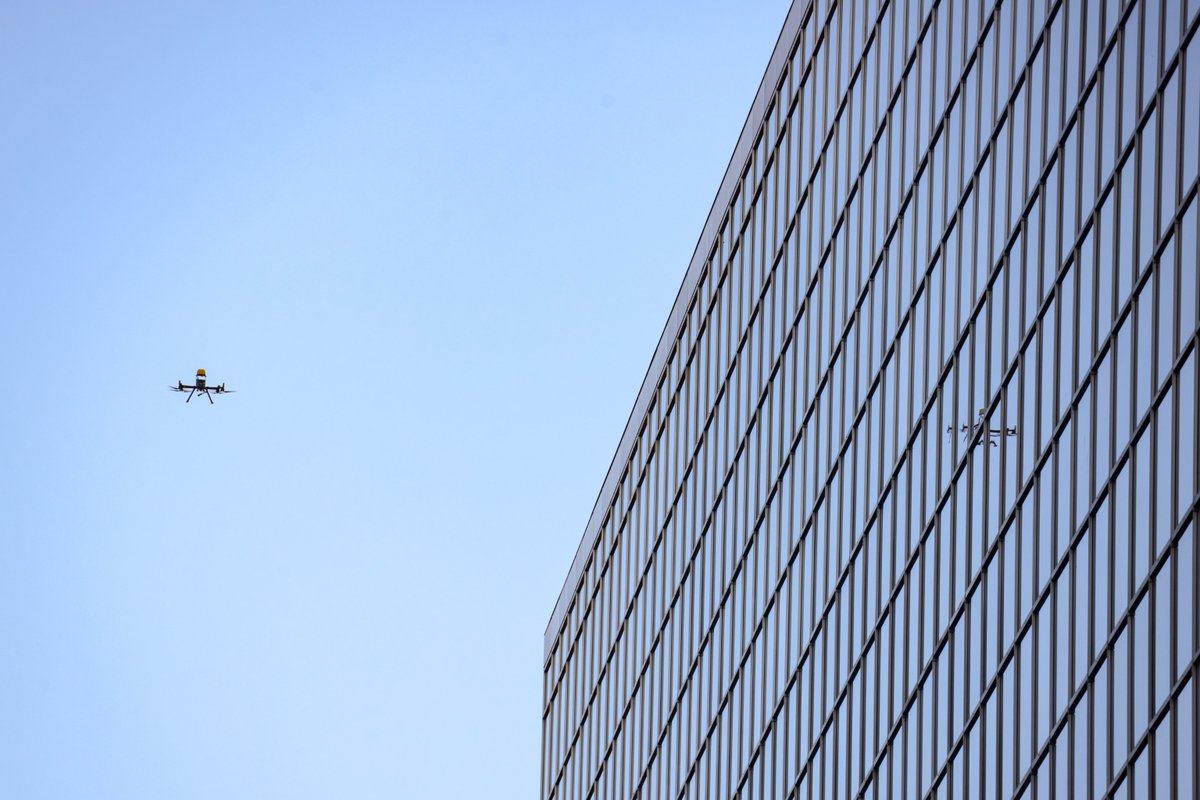 DefenseCanada's tweet image. L’environnement protégé CUAS du programme IDEeS aura lieu au centre-ville d’Ottawa. Du 24 au 28 novembre, 20 innovateurs testeront leur technologie de détection des drones dans un environnement urbain réel. Apprenez-en plus sur l’environnement protégé : canada.ca/fr/ministere-d…