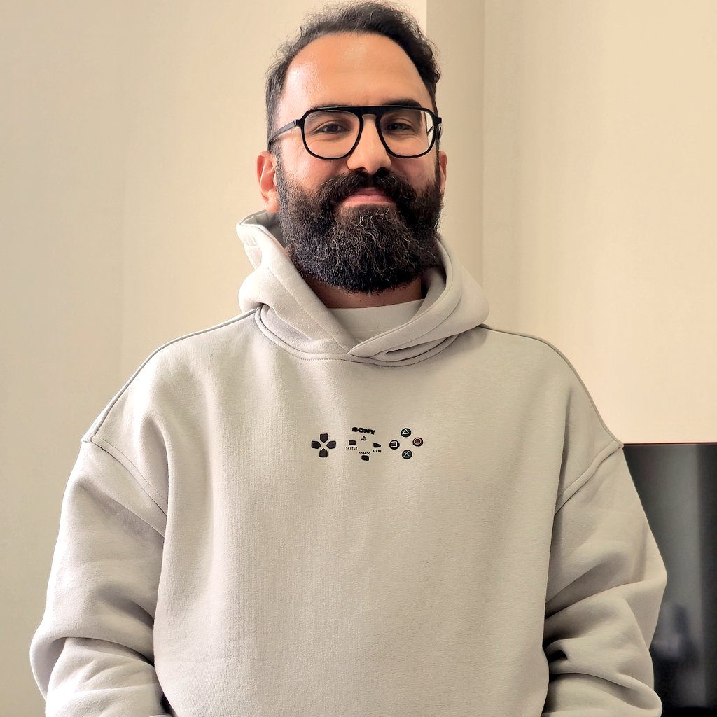 Daniel Noroozi / دانیال نوروزی tweet media