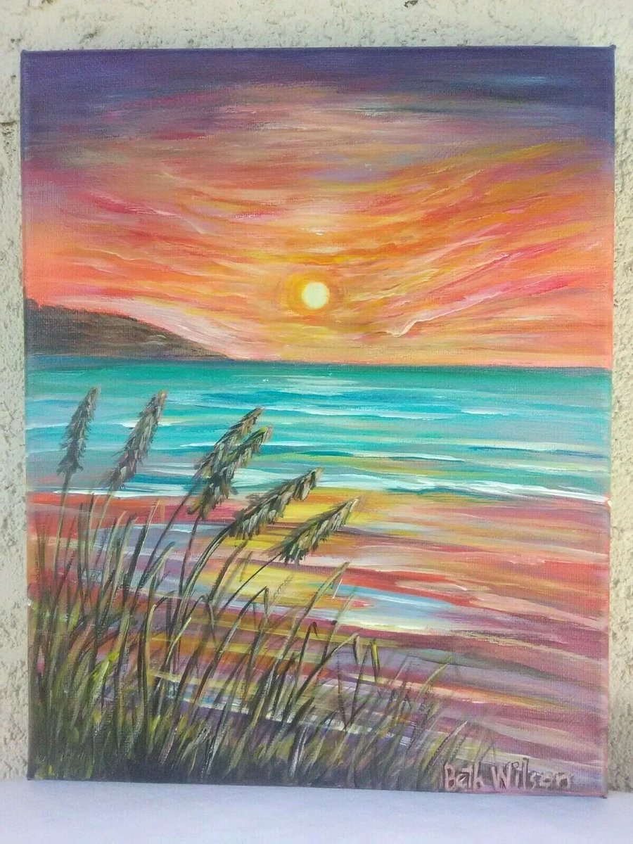 Love the colors in this! 🌅 Reminds me of a serene day on the Jersey Shore. I enjoy adding little touches of beauty to my home too. 💛