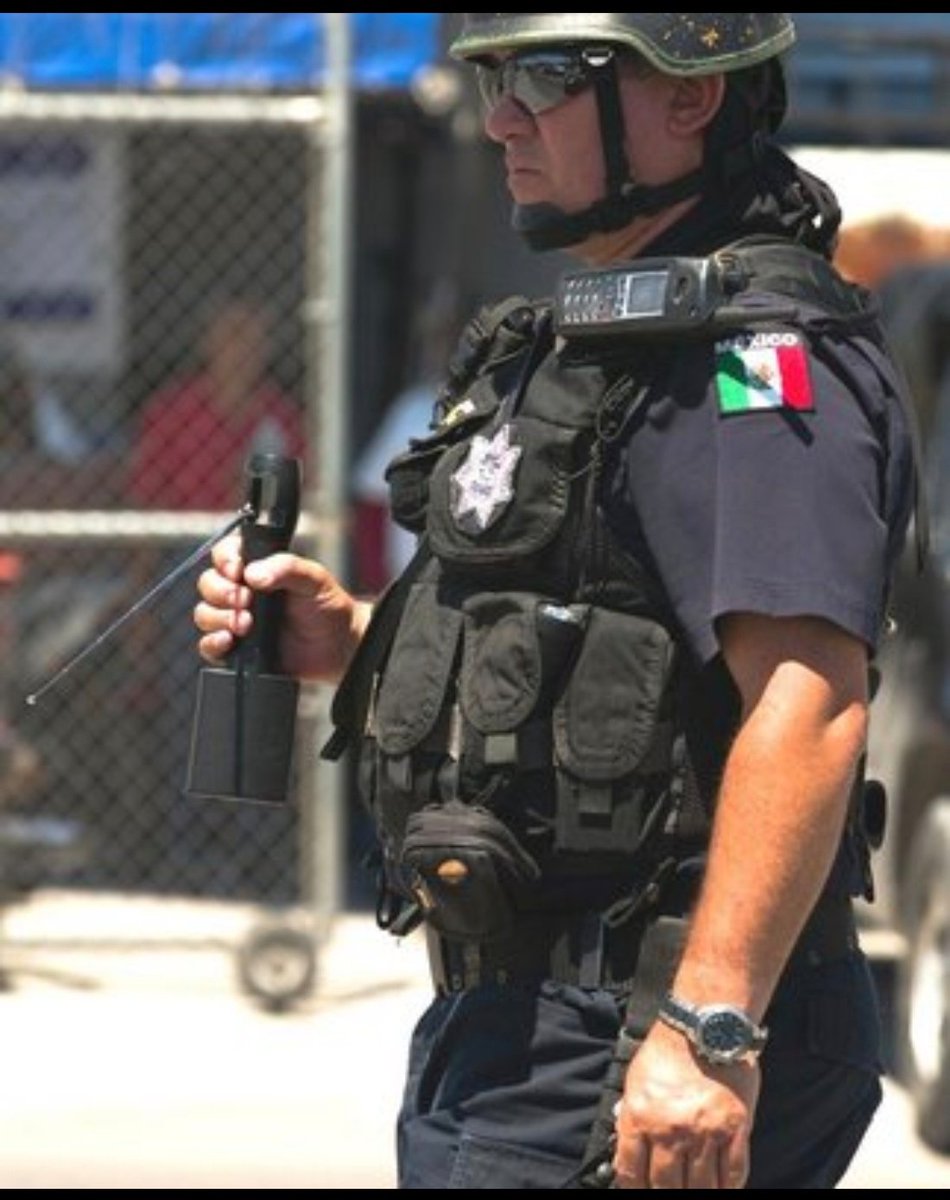 fesindogma's tweet image. Engañar a alguien es bien fácil
Más cuando es VULNERABLE, 
Problemas tenemos todos y si alguien te asegura arreglarlos en esta vida o en la otra y ves que toda tu familia CREE en esa salvación , bajas la guardia, dejas de razonar, hacer preguntas y solo crees lo que te dicen.…