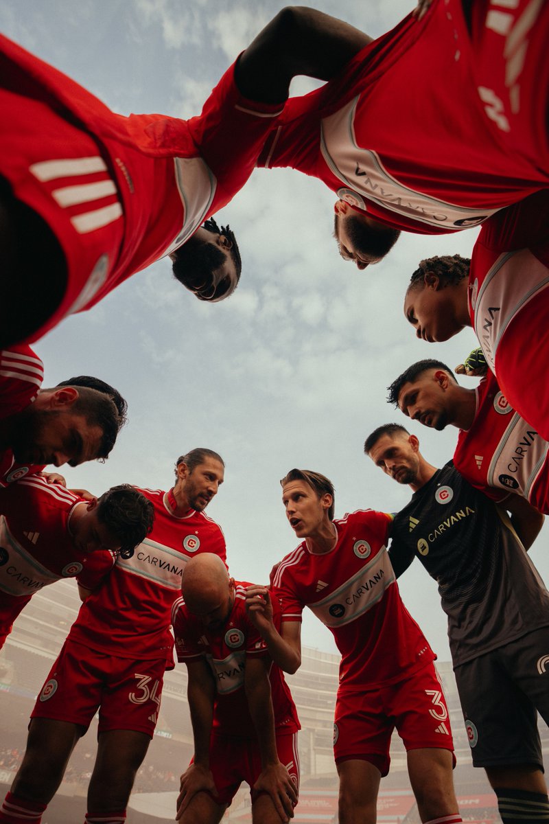 Omar4Gonzalez's tweet image. I’m excited to share that I’ll be joining @ChicagoFireFCII  as a Player-Coach. After 17 years in the game, this is a dream role: staying connected to the field while stepping deeper into the responsibility of guiding and developing the next generation of players.

One of the…