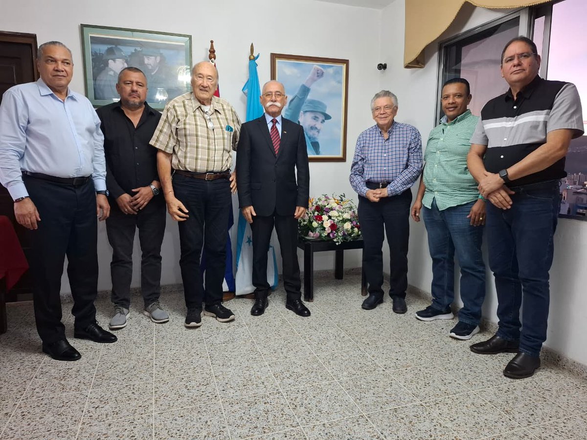 Embajada de Cuba en Honduras tweet media