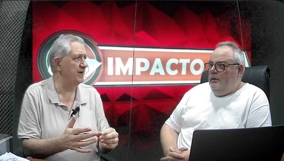 🔴Landaburu: “La prioridad deben ser los jubilados y no los F-16”✅El dirigente radical cuestionó el acto con Ferraresi en el comité, alertó sobre el rumbo del partido y exigió volver a escuchar a los vecinos.👇enlamira.info/index.php/2025… <a href="/ferlandaburuUCR/">Fernando Landaburu</a>