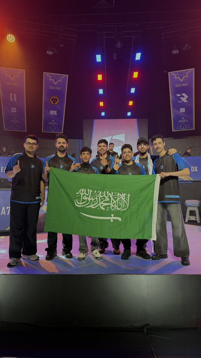 صدارة العالم سعودية بأسم ار ايت 🇸🇦💙