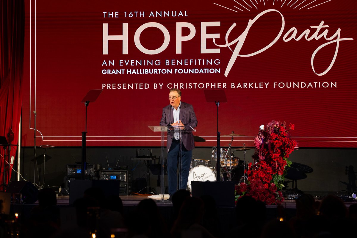 GHFoundation's tweet image. Thank you for joining us at the 16th Annual Hope Party! Your support makes our work possible and keeps North Texas youth hopeful and here. Huge thanks to our co-chairs, committee, and sponsors for making the night unforgettable. 

#granthalliburtonfoundation #liveinhope