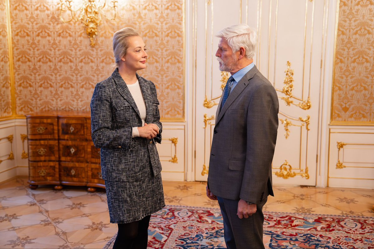 yulia_navalnaya's tweet image. Many thanks to the President of the Czech Republic, Petr Pavel @prezidentpavel, for the warm welcome and the frank, trusting conversation. Stopping Putin is the most important task right now, and European countries are our reliable allies in this.