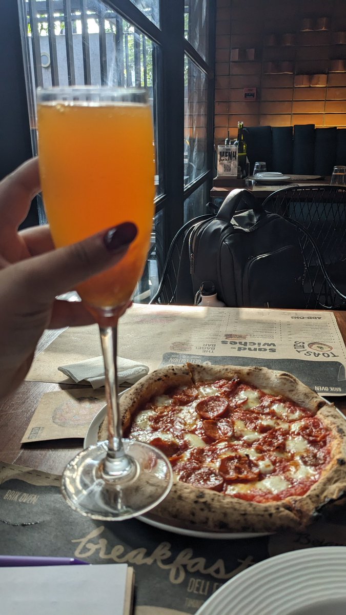 youcandothisbis's tweet image. didn&apos;t kms in my depressive 20s and now I am a happy 30 year old (officially)