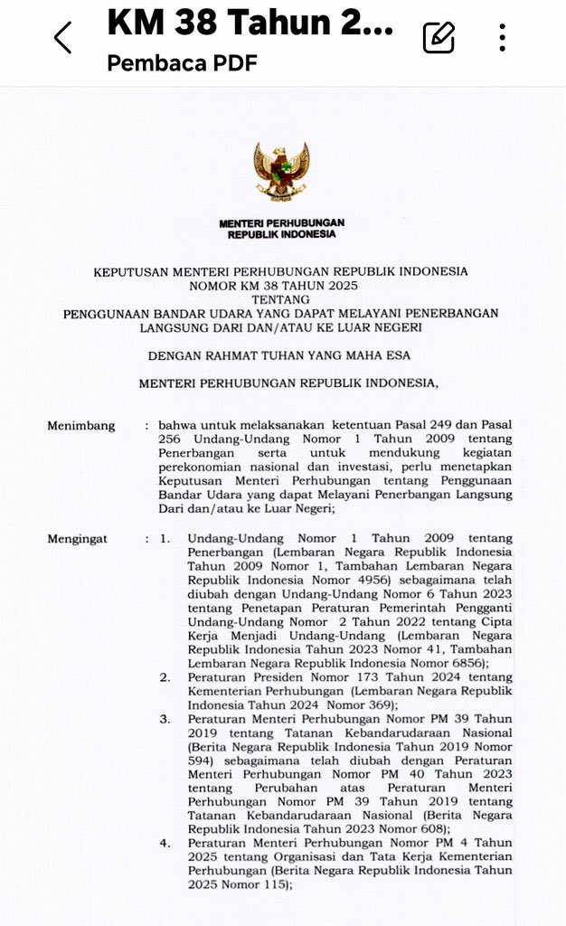 aewin86's tweet photo. Bandara Khusus memang tidak wajib ada Bea Cukai, Imigrasi, dan Karantina.

baca lagi UU Penerbangan tahun 2009.

masih ada Kemenhub sebagai perwakilan negara yang memberikan ijin dan melakukan pengawasan.

jangan bikin negara makin runyam.

anda Pejabat Negara loh.

coba cek ke rekan sejawat anda yang memberikan  ijin lintas negara.

kenapa?