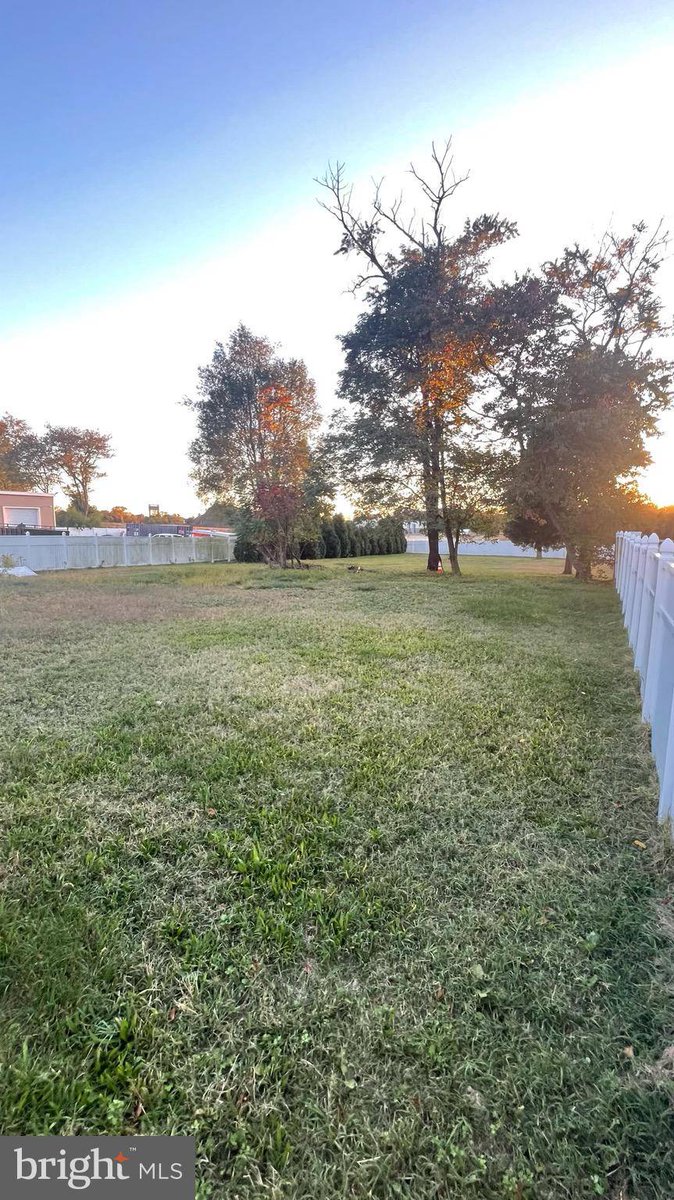 FamousJohnny's tweet image. 0 EVERGREEN AVE, Blackwood, NJ 08012 is now under contract.
See this listing and more on my website: thefamousjohnnygroup.com/d8rdwf62