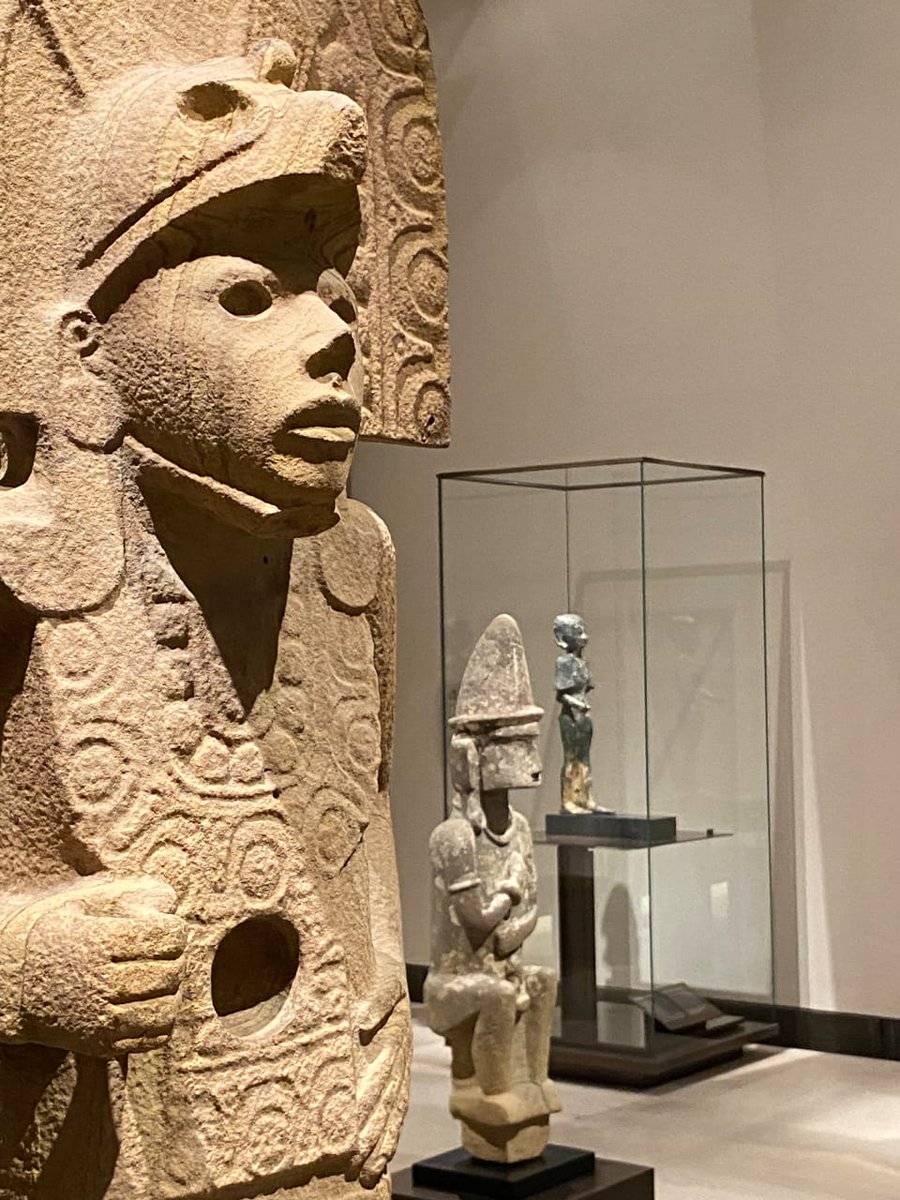 Esta escultura huasteca que representa a Ehécatl Quetzalcóatl.