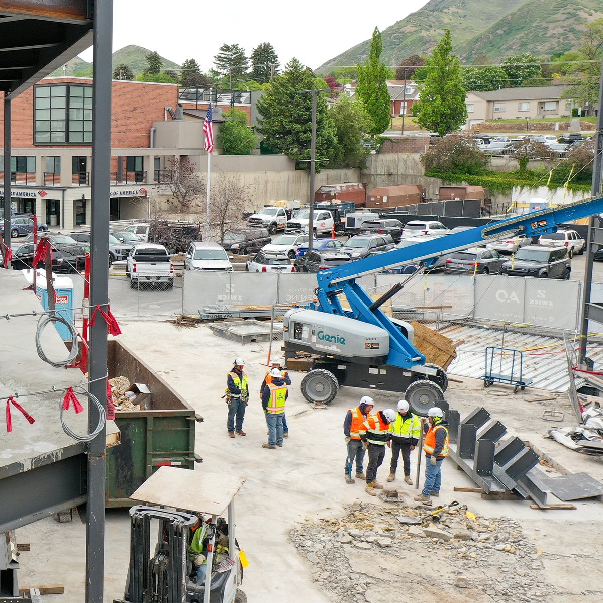 ZwickBuilds's tweet image. Happy Thanksgiving from Zwick Construction! 🦃

This Thanksgiving, we want to express our deep appreciation to our hard-working employees and trade partners, as well as everyone else we have worked with throughout the years.