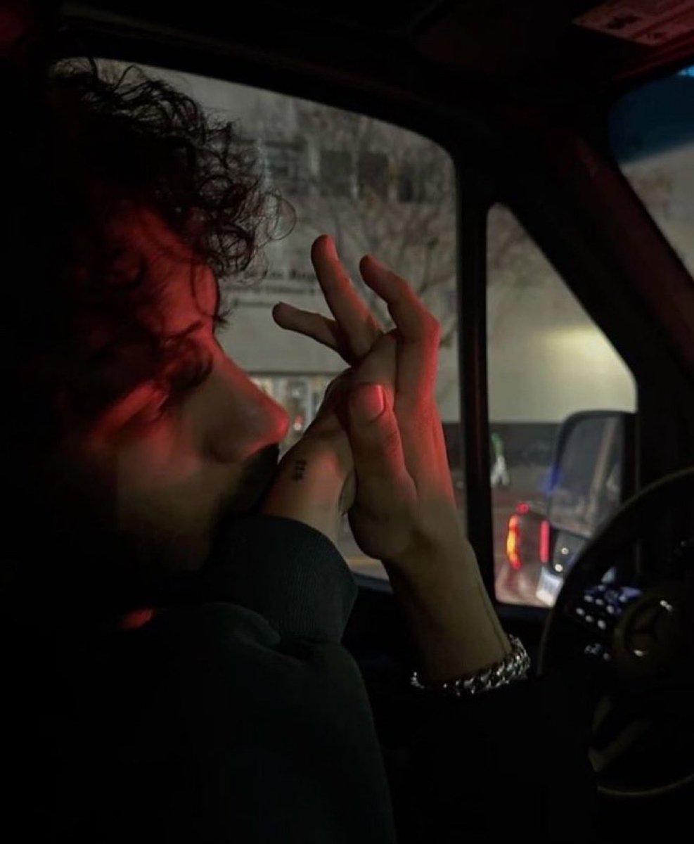 . (@redlightfairy) on Twitter photo 