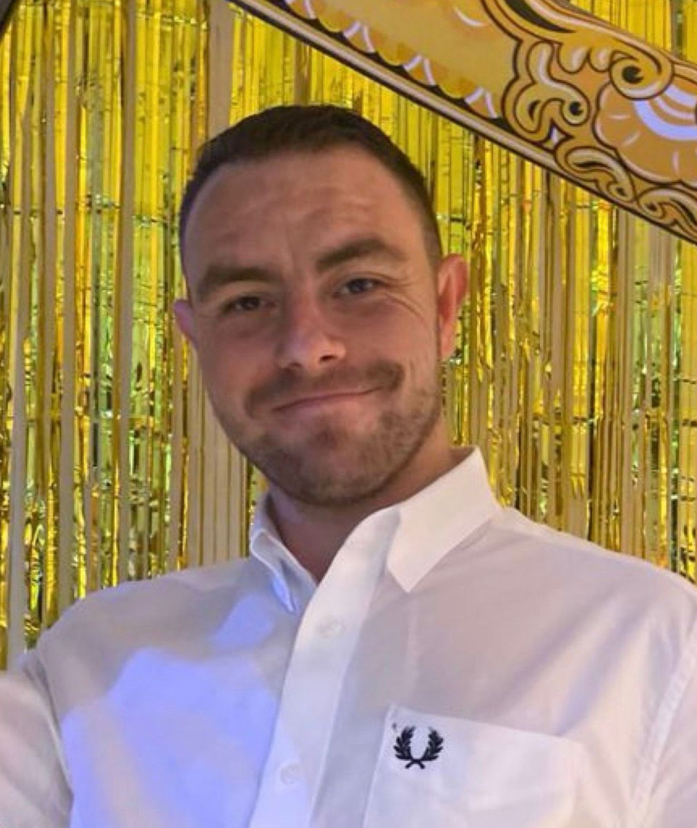 CambridgeUtdFC's tweet image. Earlier this month, we were deeply saddened to learn of the passing of Season Ticket Holder Dean Pammenter, aged just 34.

To honour his memory, supporters will join in a minute’s applause in the 34th minute at this Saturday's game. 🙏