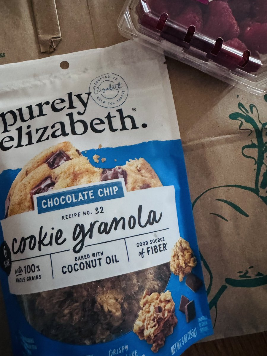 MrsBeth's tweet image. Of course beautifully wrapped gift boxes are nice but the men that take time to learn your everyday favorites and always have them stocked for you are superb ❤️🔥