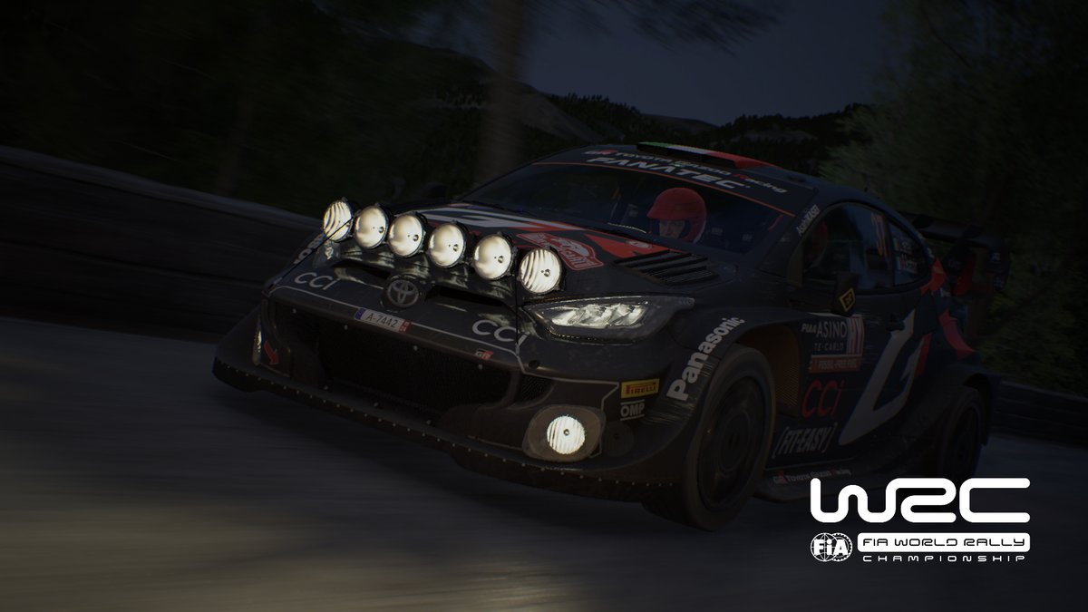 rush758's tweet image. #ラリージャパン が終わってからしばらく経つというのに、ラリー熱は冷めず。
#EASPORTSWRC をプレイしなおしてみることに。

最初のステージは暗闇のモンテカルロの山道。
一寸先は闇だというのにフルスピードで駆け抜ける！
しょっぱなから激ムズすぎでしょ。でも、そこがたまらんですよ。