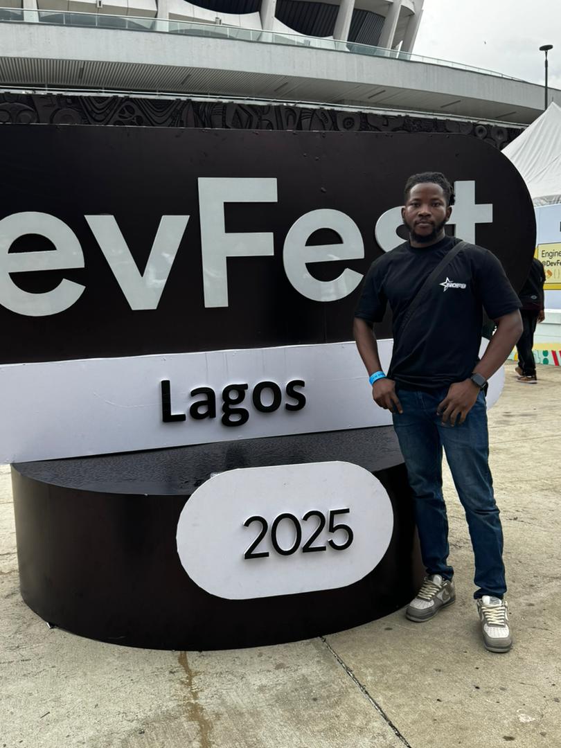 Sausdeveloper's tweet image. Big shoutout to @gdglagos ! Thanks for the awesome time.

#DevFest #DevFestLagos #GoogleDevelopers #TechCommunity #DevFestLagos2025 #GDGLagos