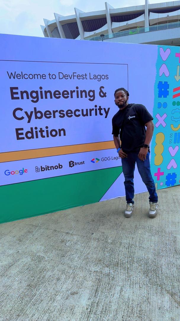 Sausdeveloper's tweet image. Big shoutout to @gdglagos ! Thanks for the awesome time.

#DevFest #DevFestLagos #GoogleDevelopers #TechCommunity #DevFestLagos2025 #GDGLagos