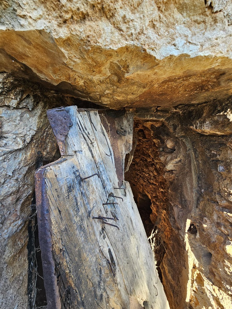 ADHSO1's tweet image. La proposta d&apos;ADHSO serà la d&apos;acompanyar-vos a explorar un patrimoni rural gens menyspreable, doncs el que amaguen aquestes construccions de pedra seca, tan aprop de casa, són lliçons d&apos;història, de coneixement del medi, d&apos;aprofitament de recursos, de saviesa centenària.