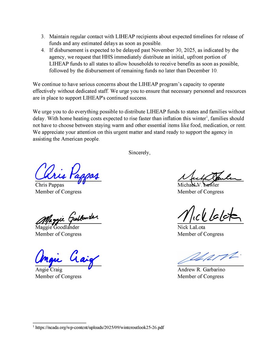 RepJohnLarson's tweet image. 100,000 Connecticut households rely on federal assistance to heat and cool their homes. As temperatures drop, families can&apos;t afford to wait. I joined a bipartisan coalition of my colleagues urging the Trump Administration to prevent any further delays and release aid now.